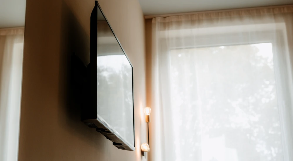 Hotelzimmer mit Fernseher